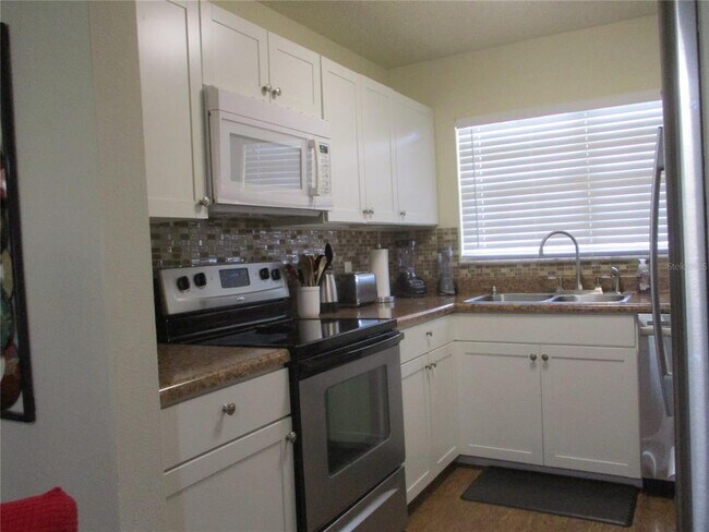 Building Photo - 471 Insull Ct