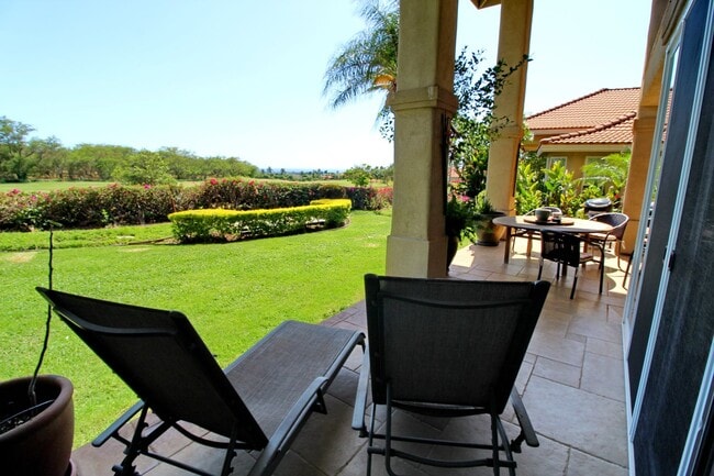 Building Photo - Tastefully Furnished and Exquisite 4 Bed/3 Bath in Hokulani Golf Villas with Ocean Views & Amenit...
