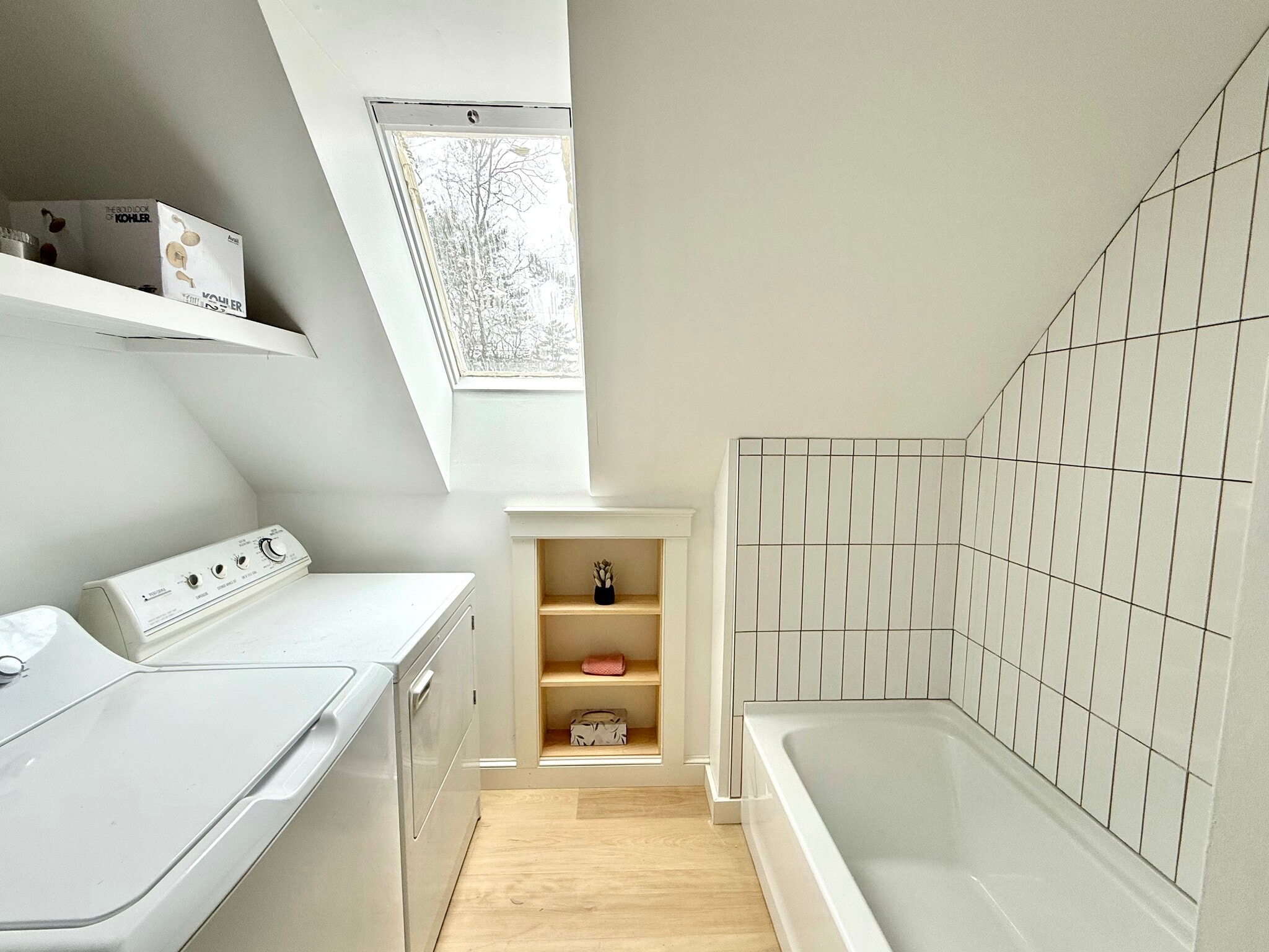 Building Photo - 243 Basin Point Rd