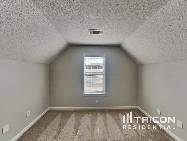 Building Photo - 218 Bo Simpson Pkwy