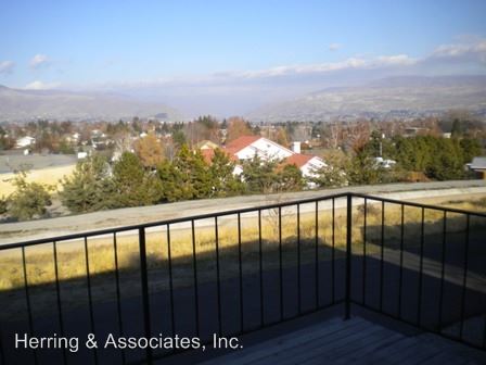 Building Photo - 1826 Rocklund Dr