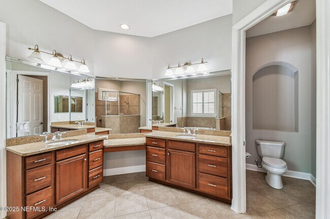 Building Photo - 263 Stonewell Dr