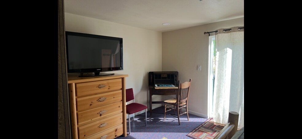Building Photo - 12191 Tecumseh Trl
