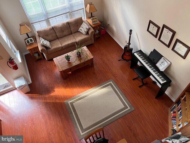 Building Photo - 190 Kettlebrook Dr