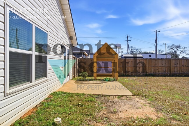 Building Photo - 22771 Racine St