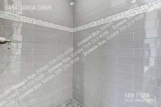 Building Photo - 5454 Janga Dr
