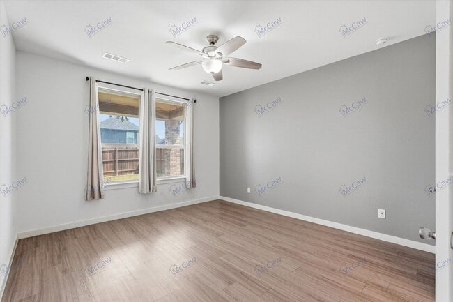 Building Photo - 3960 Chesapeake Ln