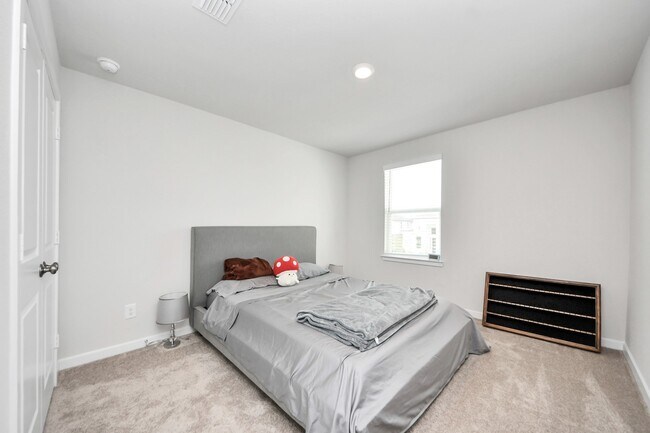 Building Photo - 21638 Laggan Clf Ln