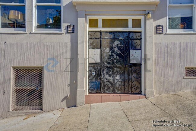 Building Photo - 2130 Jones St