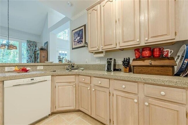 Building Photo - 322 Pebble Trail