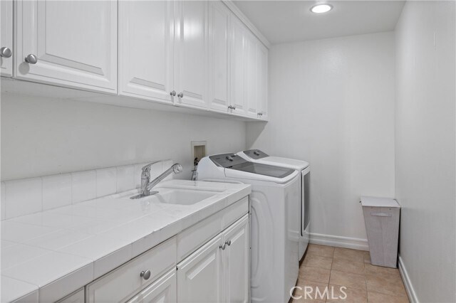 Building Photo - 23 Castlerock