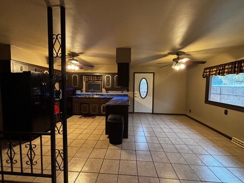 Kitchen and Dinning - 829 W 5th Ave