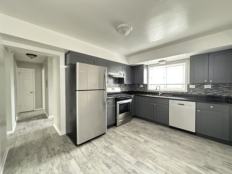 Building Photo - 1314 Carol St