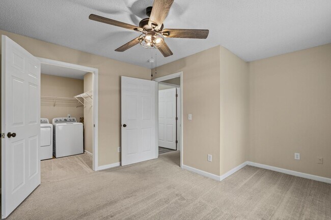 Building Photo - 3695 Clay Pond Rd