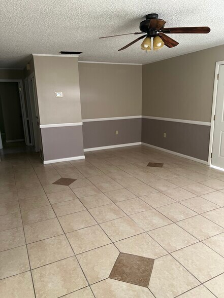 Building Photo - 442 Georgia Ave