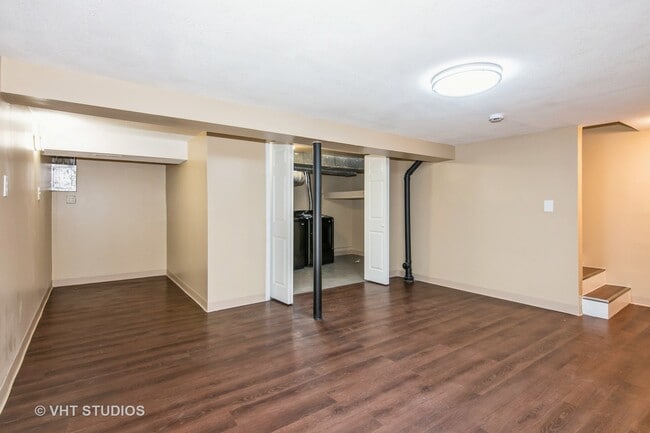 Building Photo - 452 Mallview Ln