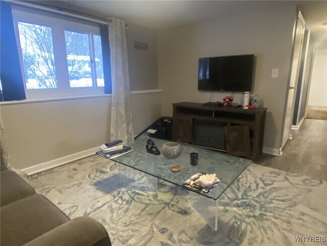 Building Photo - 36 Altair Dr