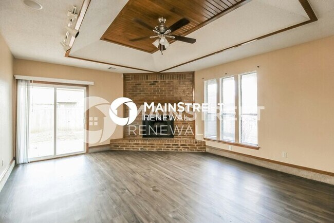 Building Photo - 3 Bedroom Pet-Friendly Home in Moore, OK w...