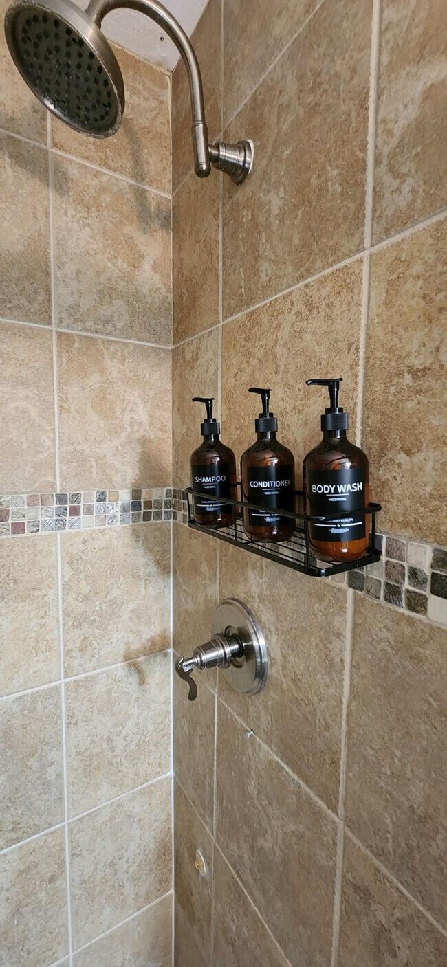 Building Photo - 3603 Zoch Ln