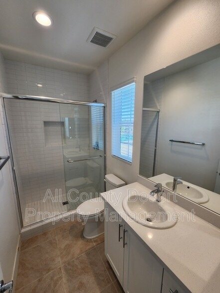 Building Photo - 84361 Passagio Lago Way