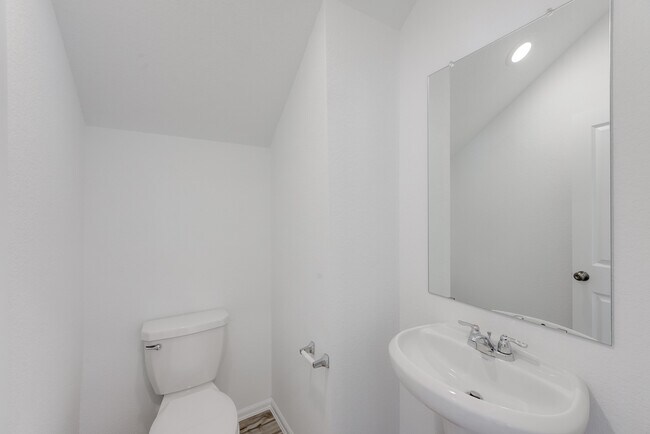 Building Photo - 31415 Beacon Cove Trl