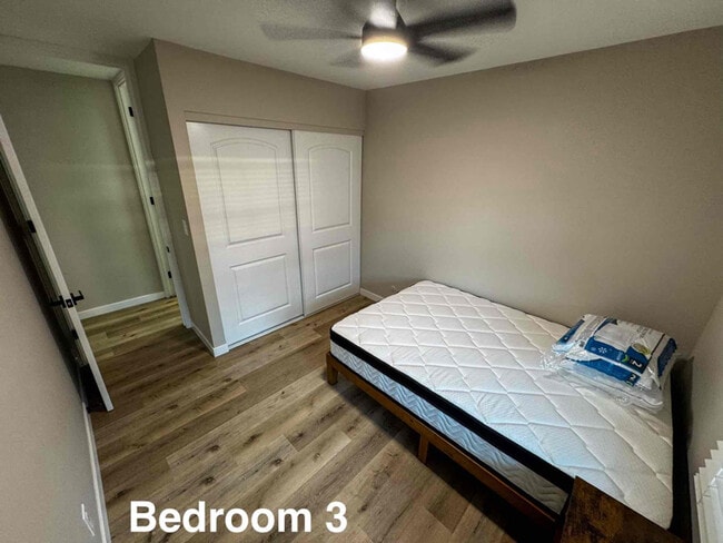 Building Photo - 95-457-457 Kaelo Pl