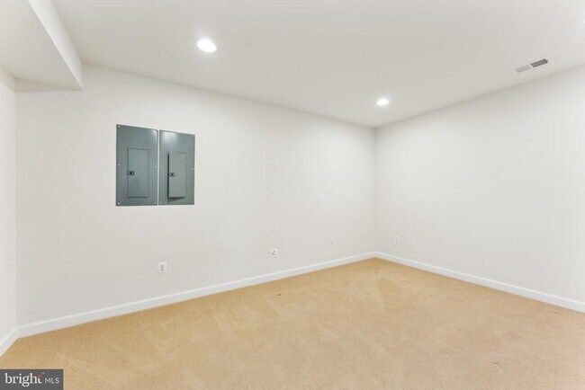 Building Photo - 22411 Conservancy Drive
