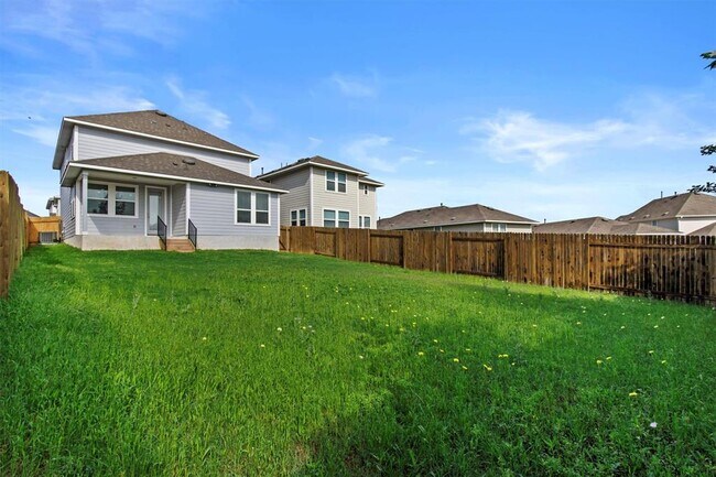 Building Photo - 124 Oakstone Dr