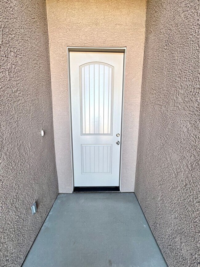 Building Photo - Come Check Out this Beautiful 2025 New Build!!!! *MOVE IN SPECIAL, $500 OFF OF THE FIRST MONTH RENT*