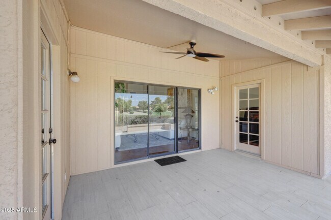 Building Photo - 9214 W Kerry Ln