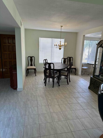 Building Photo - 3168 Sonata Dr