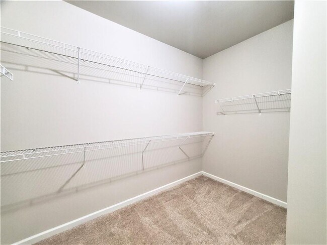 Building Photo - 2465 Matlin Way