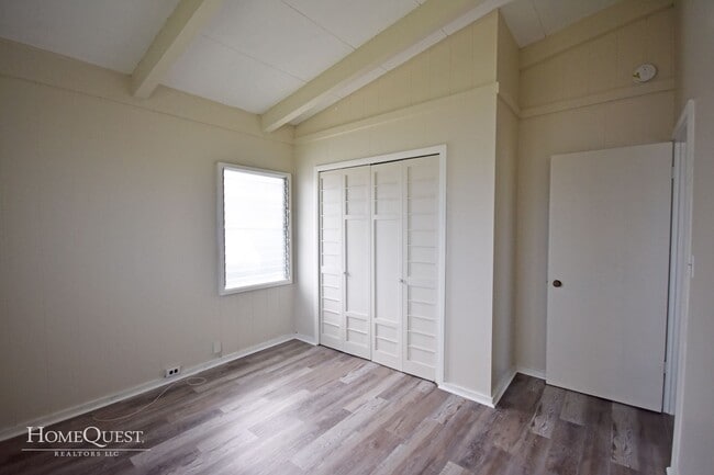 Building Photo - Kaneohe Charm -- 3 bed 1.5 bath SFH -- $3500/mo