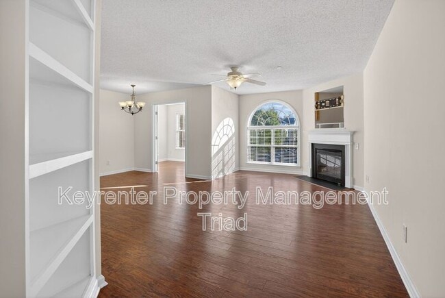 Building Photo - 4280 Cedarcroft Ct