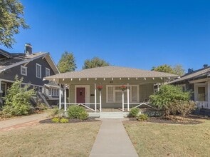 Building Photo - 2 bed 2 bath historic remodeled home with an awesome 1bed 1 bath detached apartment! Mesta Park b...