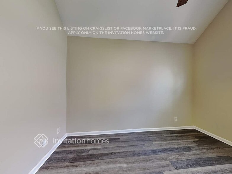 Building Photo - 15020 Woodstar Rd