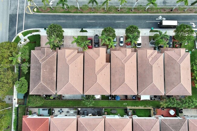 Building Photo - 8562 NW 108th Ave