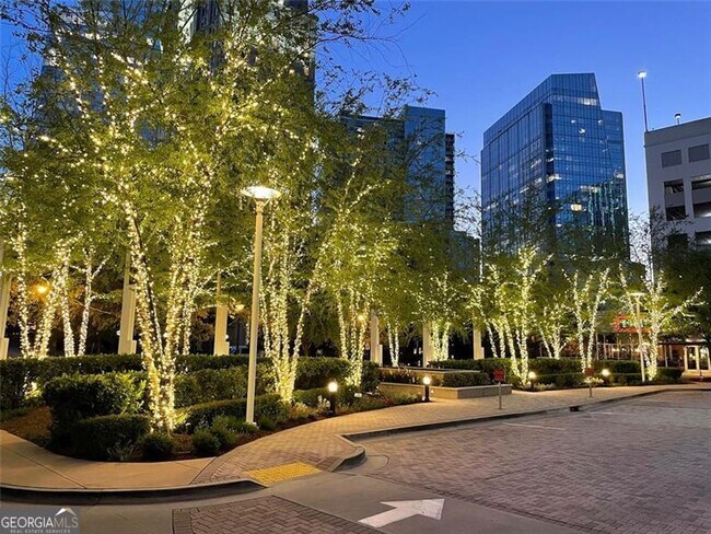 Building Photo - 3324 Peachtree Rd