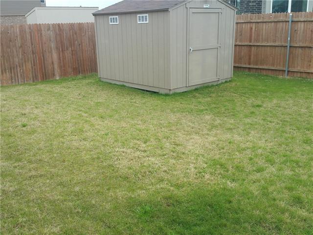 Building Photo - 9208 San Tejas Dr