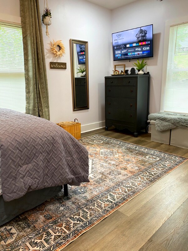 Building Photo - 809 W 40th St