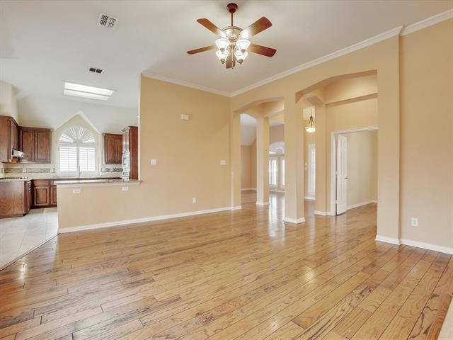 Building Photo - 1052 Village Pkwy