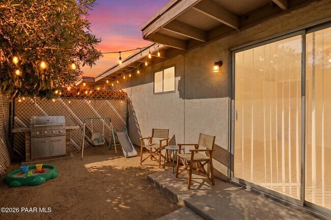 Building Photo - 3028 N Castro Ave