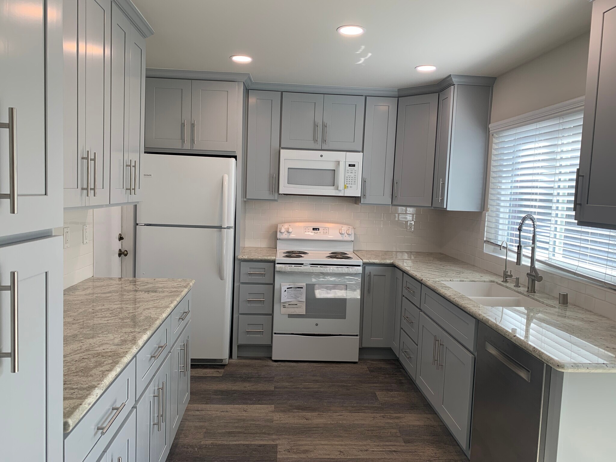 New Kitchen - 124 Milmar Way