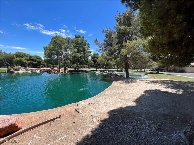 Building Photo - 2805 Willow Wind