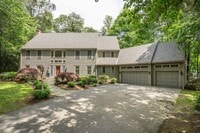 Building Photo - 3 Eton Pl