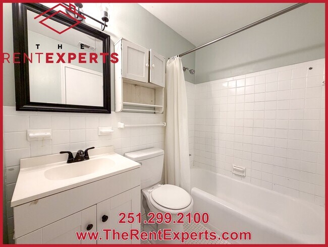 Building Photo - 5655 William and Mary St