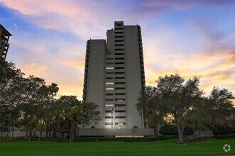 Building Photo - 4141 Bayshore Blvd