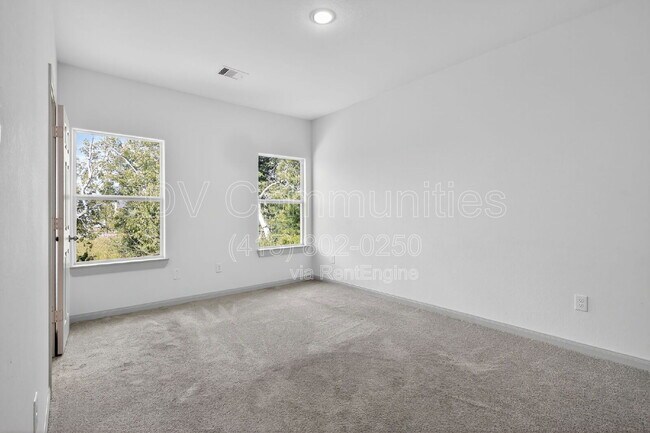 Building Photo - 4423 Brinkley St