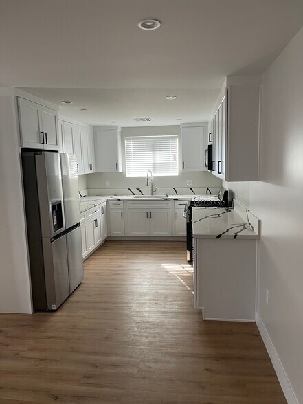 Building Photo - 1417 254th St