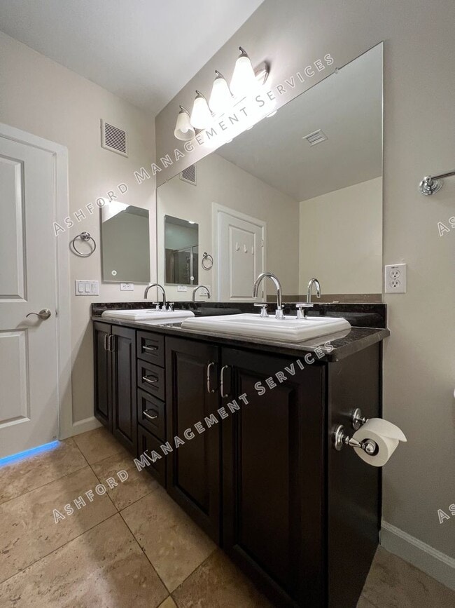 Building Photo - ***MOVE IN SPECIAL***Scottsdale Luxury 2 Bed Condo with Mountain Views - Gated Artesia - Utilitie...